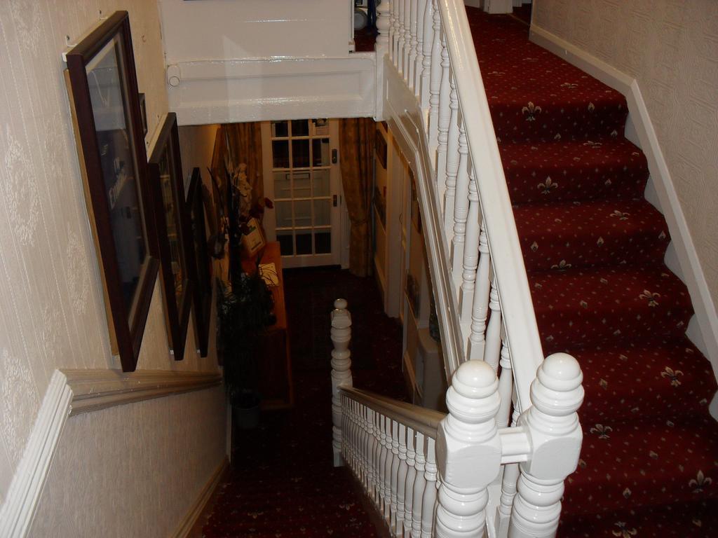 Roker View Guest House Sunderland  Esterno foto