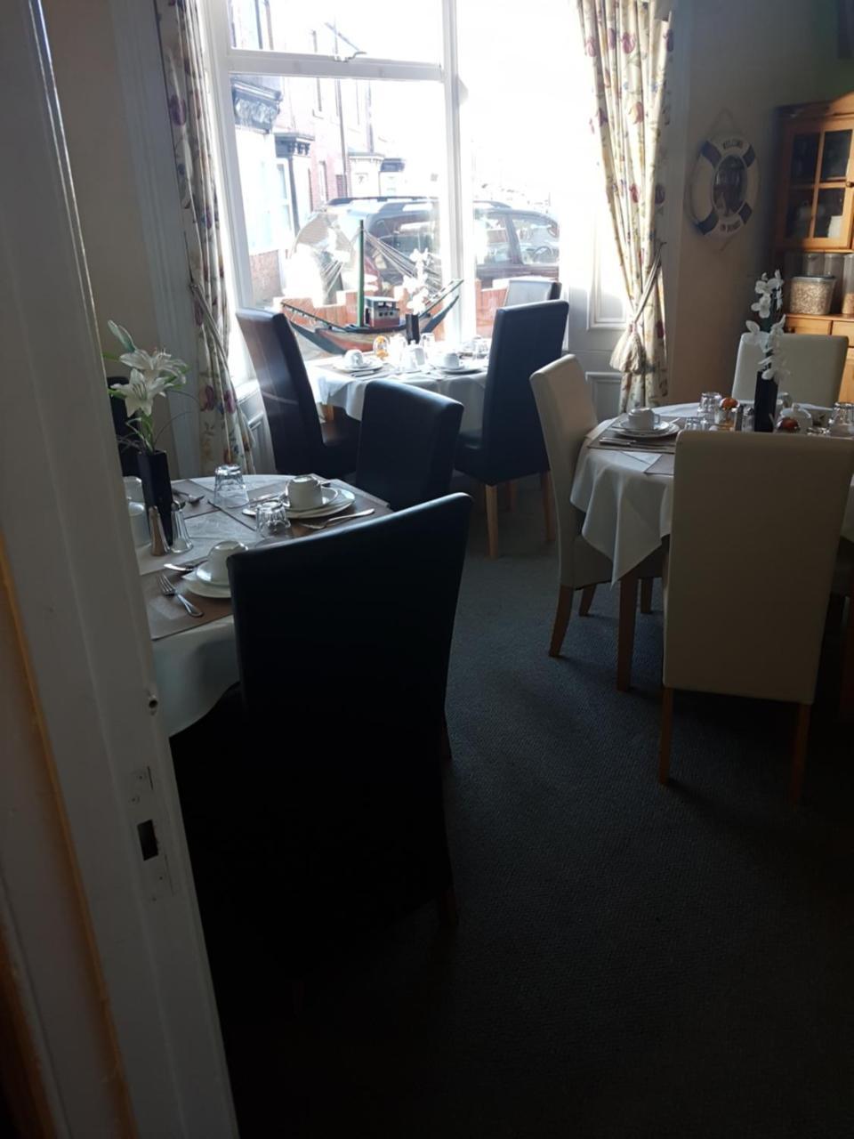 Roker View Guest House Sunderland  Esterno foto